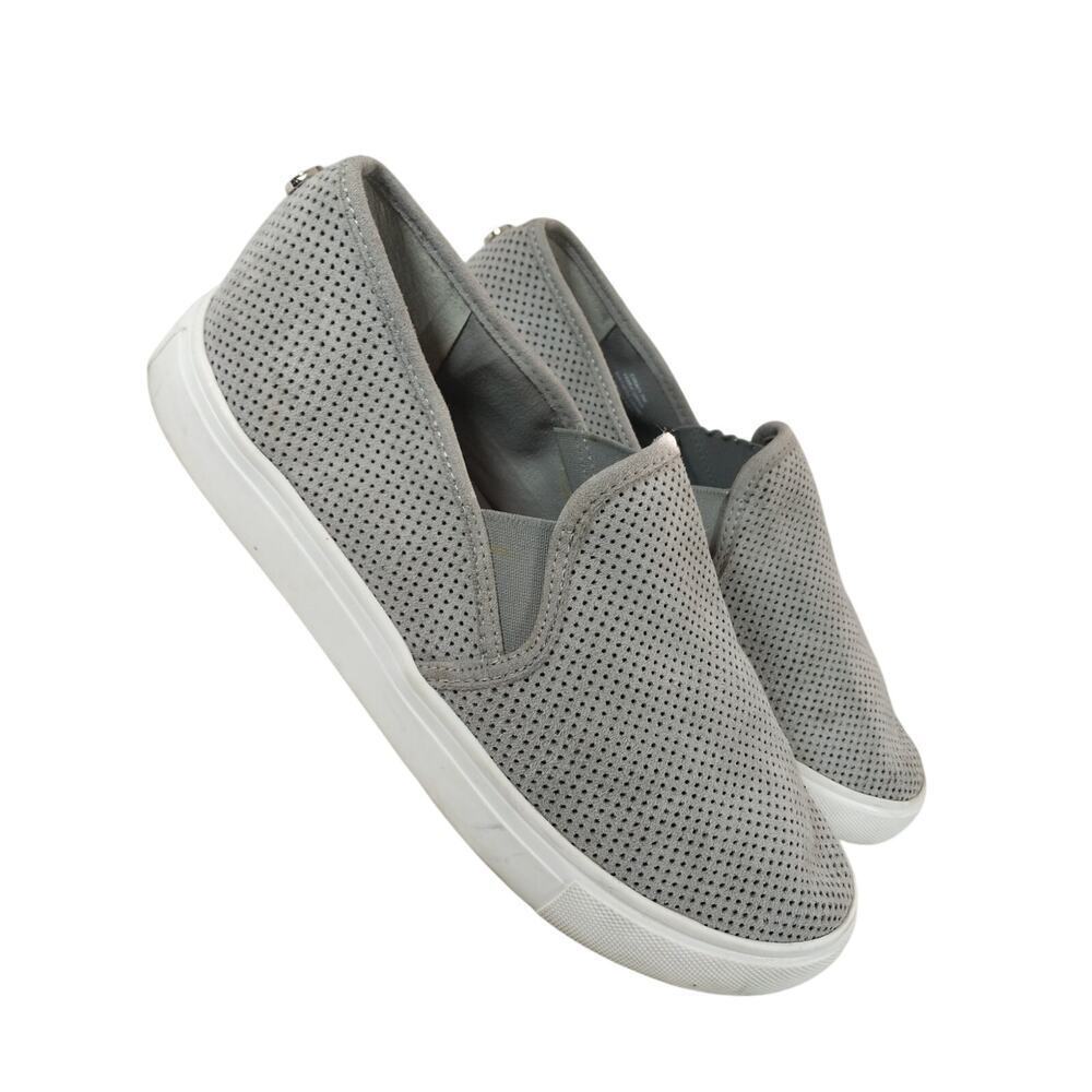 STEVE MADDEN! SOFT GRAY VEGAN SUEDE LEATHER PERFORATED, RUBBER SOLE FLATS! 7M